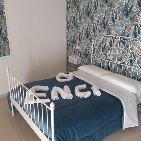Engi Casa Vacanze Napoli Esterno foto