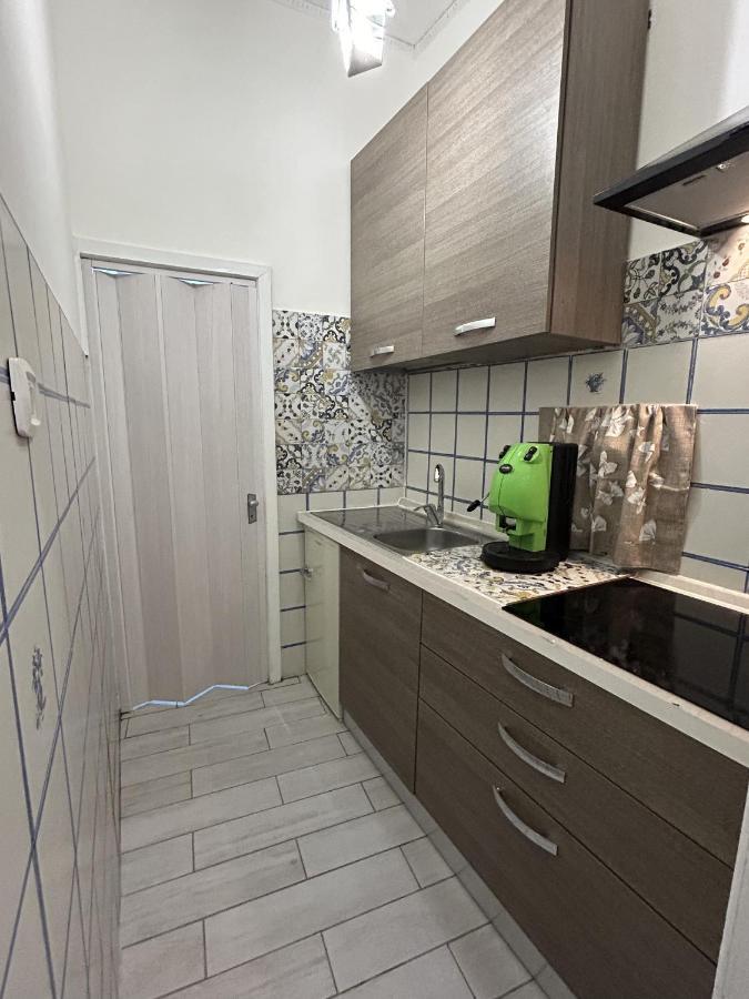 Engi Casa Vacanze Napoli Esterno foto